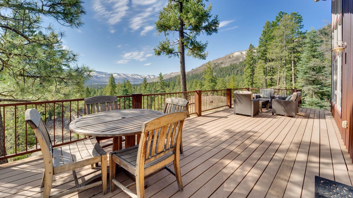 Bayfield Cabin | Bayfield Cabin w/Hot Tub & Striking Mountain View