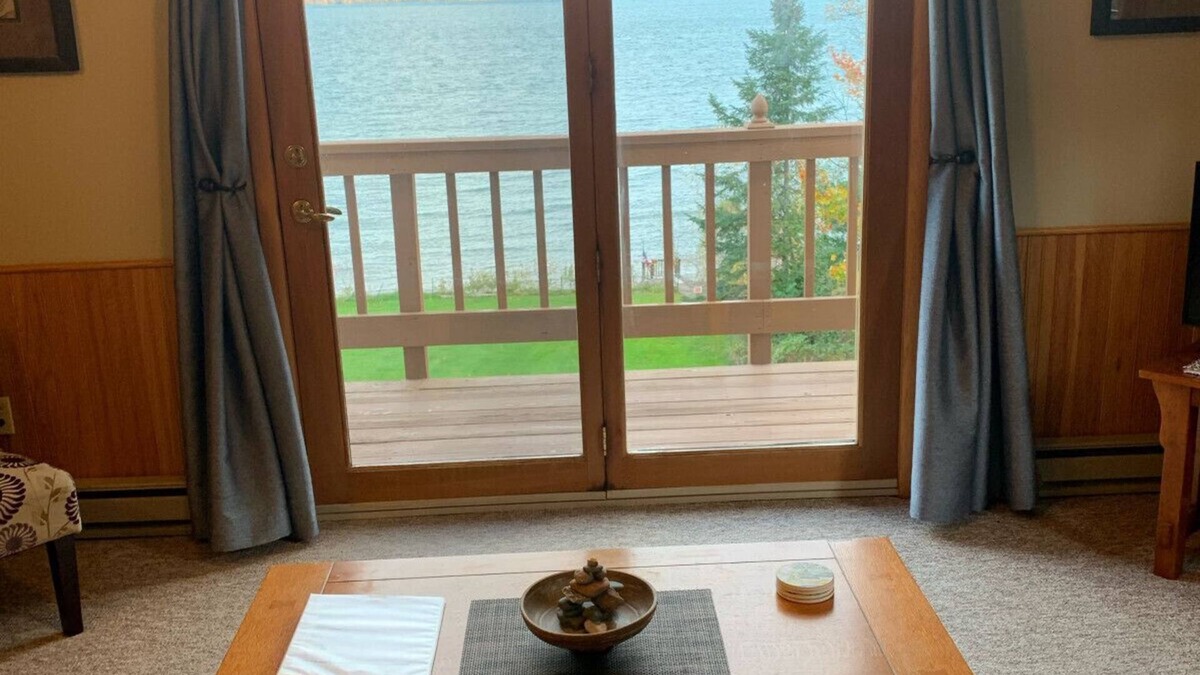 Bayfield Apartment | Bayfield Island View "Sevona" on Lake Superior
