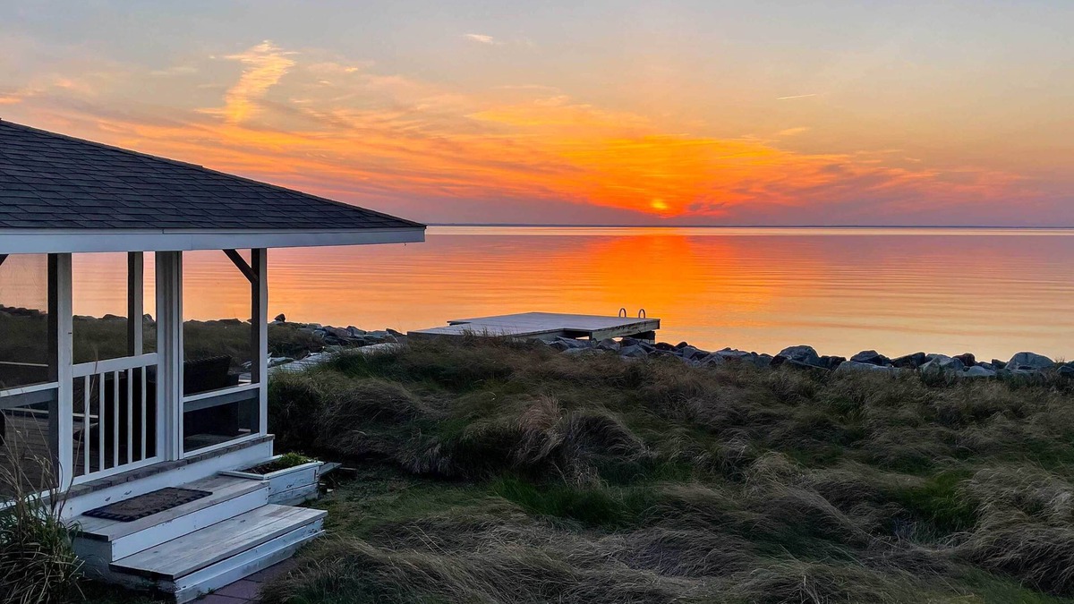 Madison House | Bayfront Gem w/Amazing Water Views + Pond!