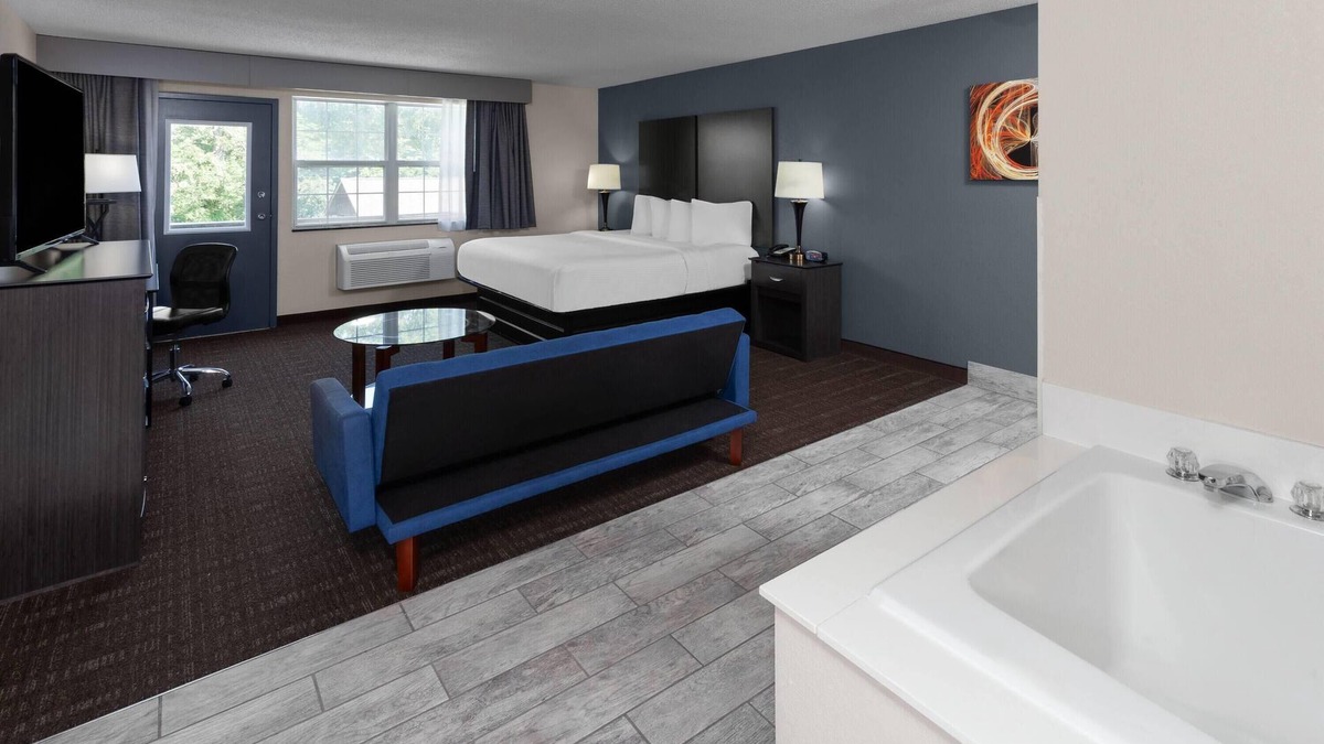 Chester Hotel | Baymont by Wyndham Chester IL
