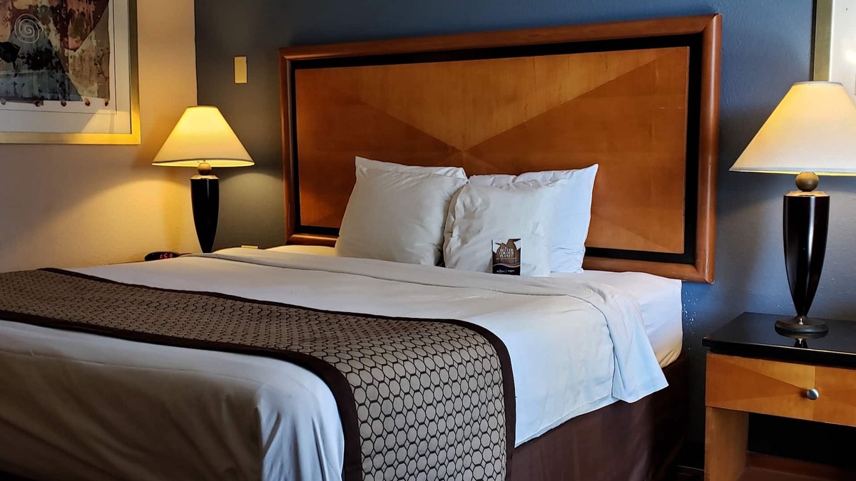Knoxville Hotel | Baymont by Wyndham Knoxville I-75
