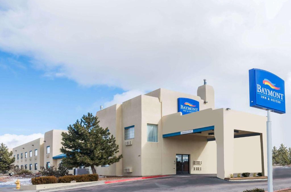 Southside Hotel | Baymont by Wyndham Santa Fe