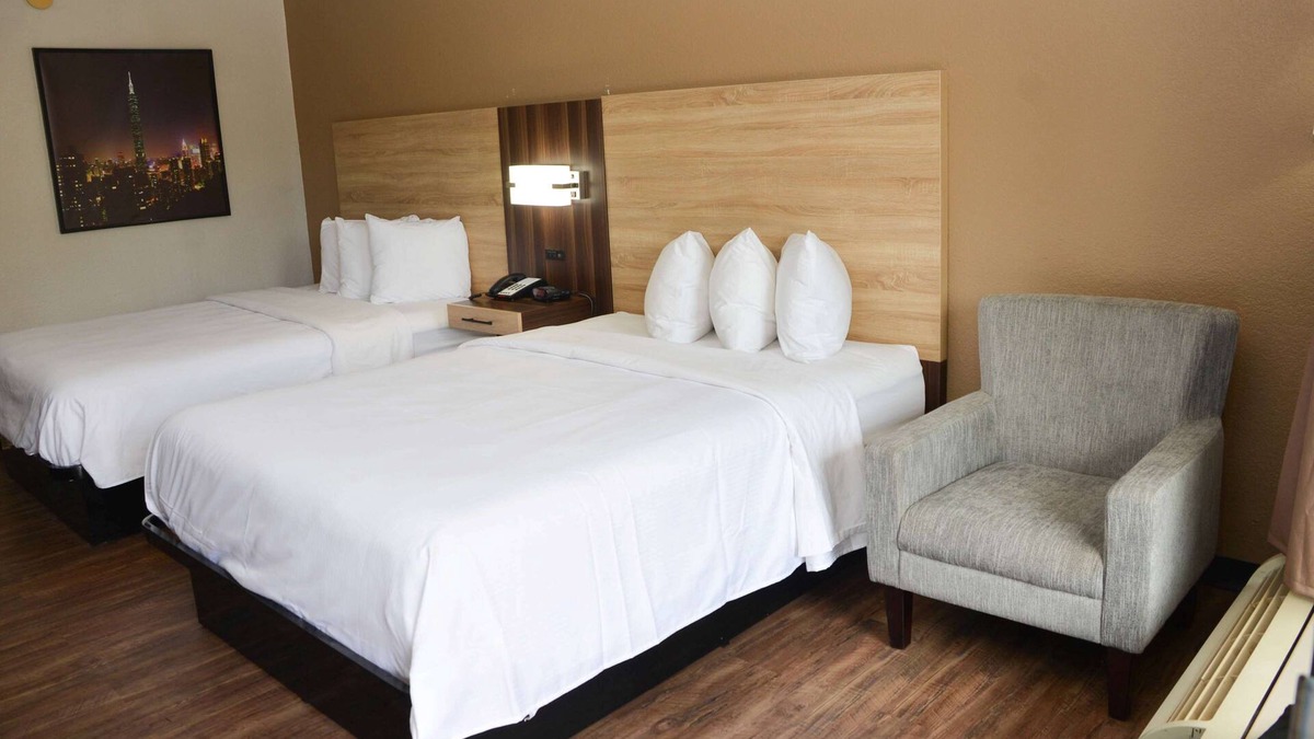 Santee Hotel | Baymont by Wyndham Santee