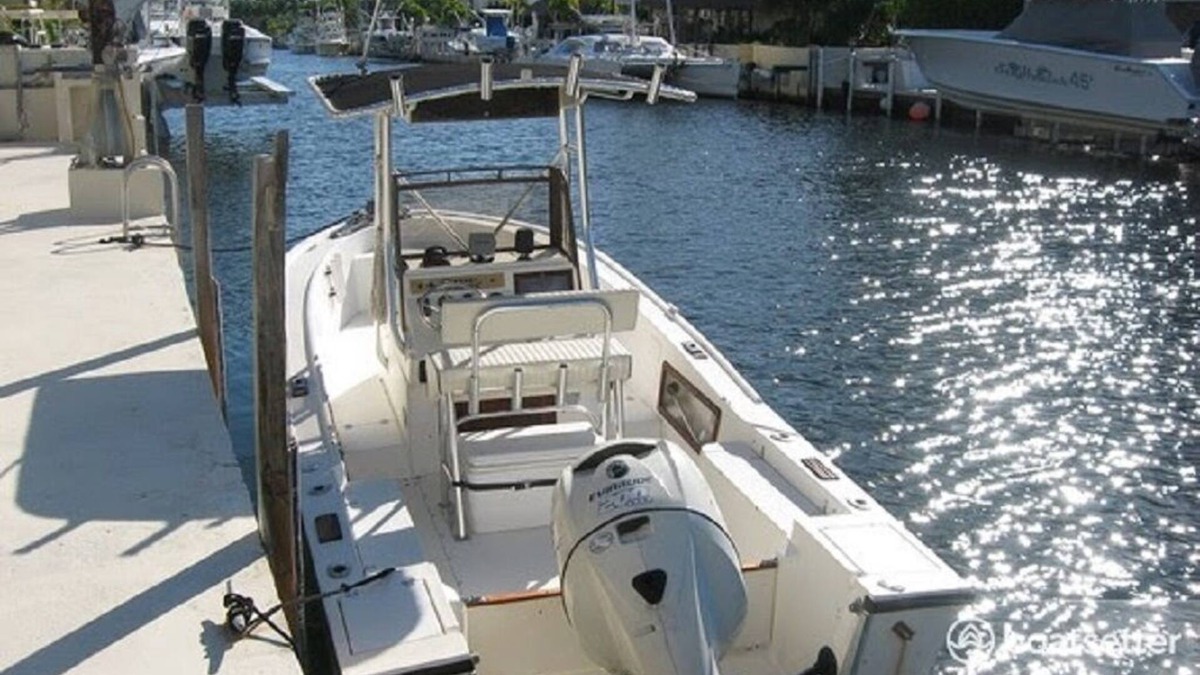 Sexton Cove Estates House | Bayside Cottage with Dock and boat