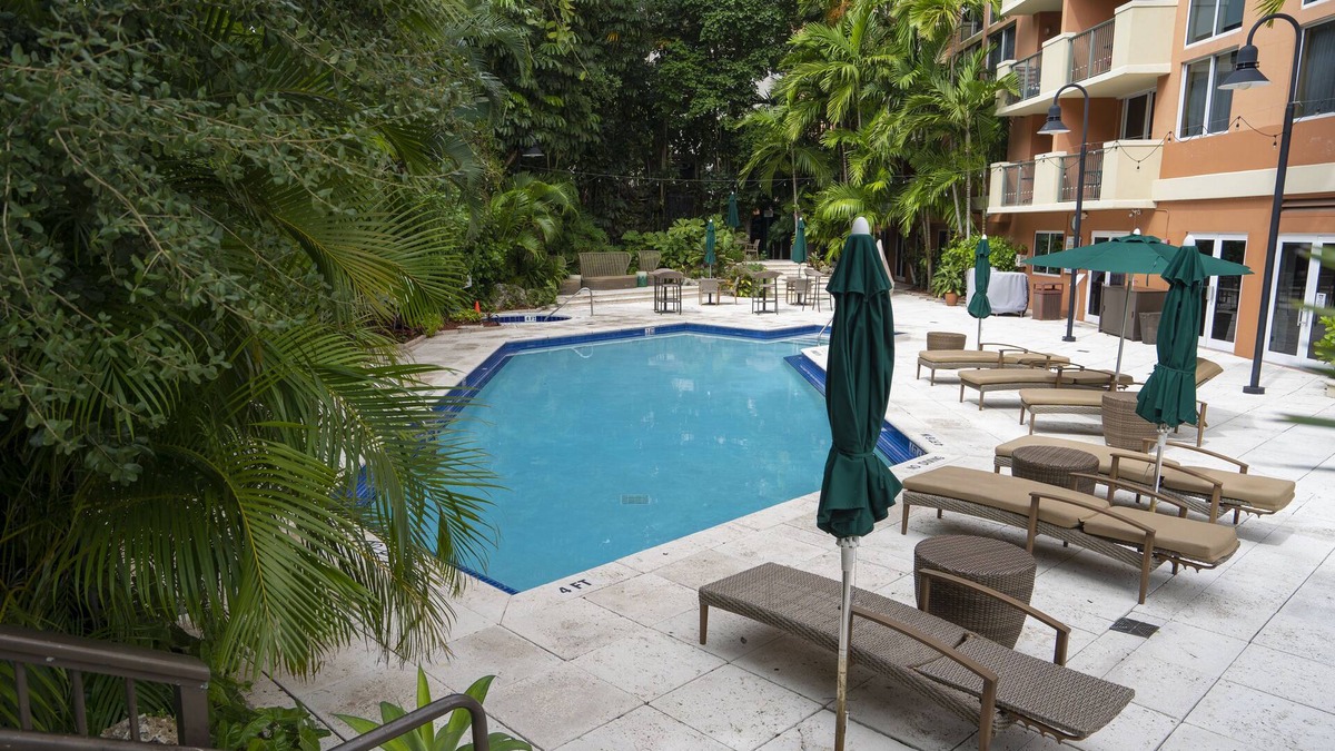 Coconut Grove Condo | Bayview Condo in Heart of Miami's Coconut Grove
