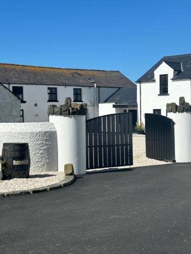 Dunseverick House | Bayview Farm Holiday Cottages