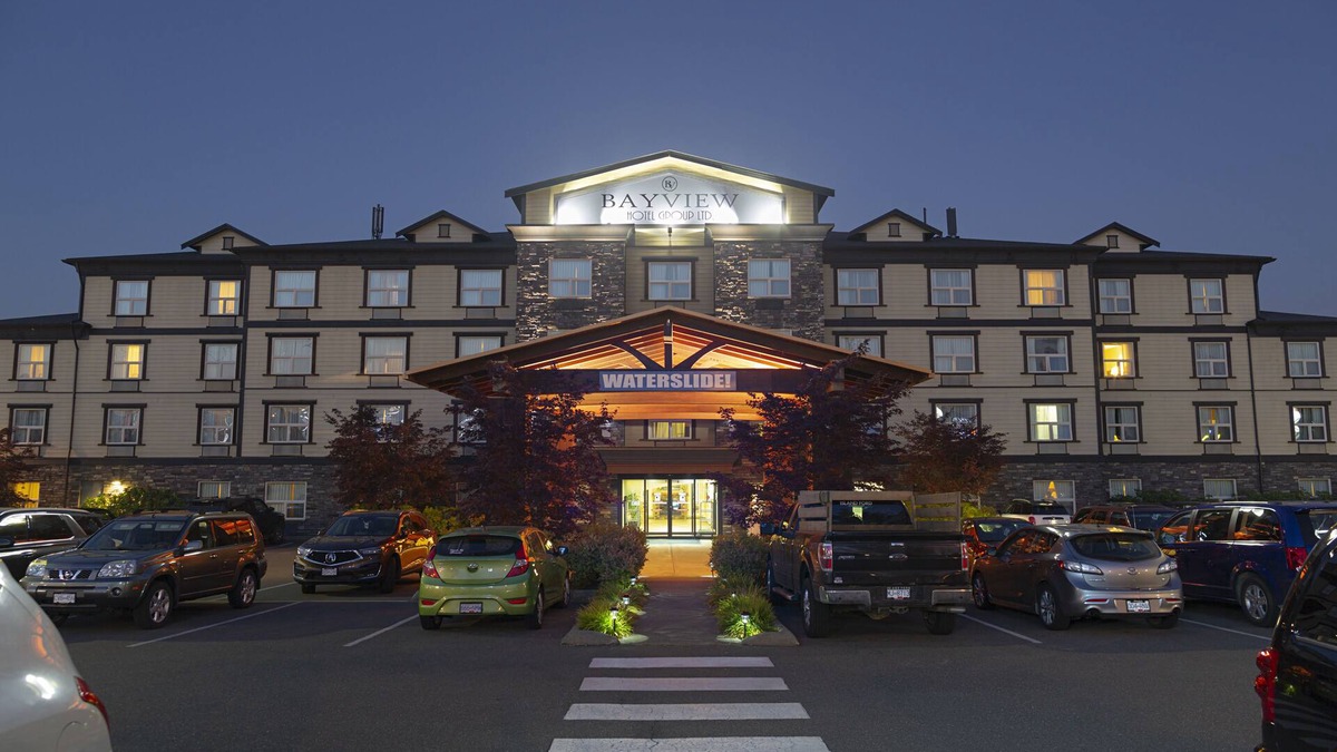 Courtenay Hotel | Bayview Hotel