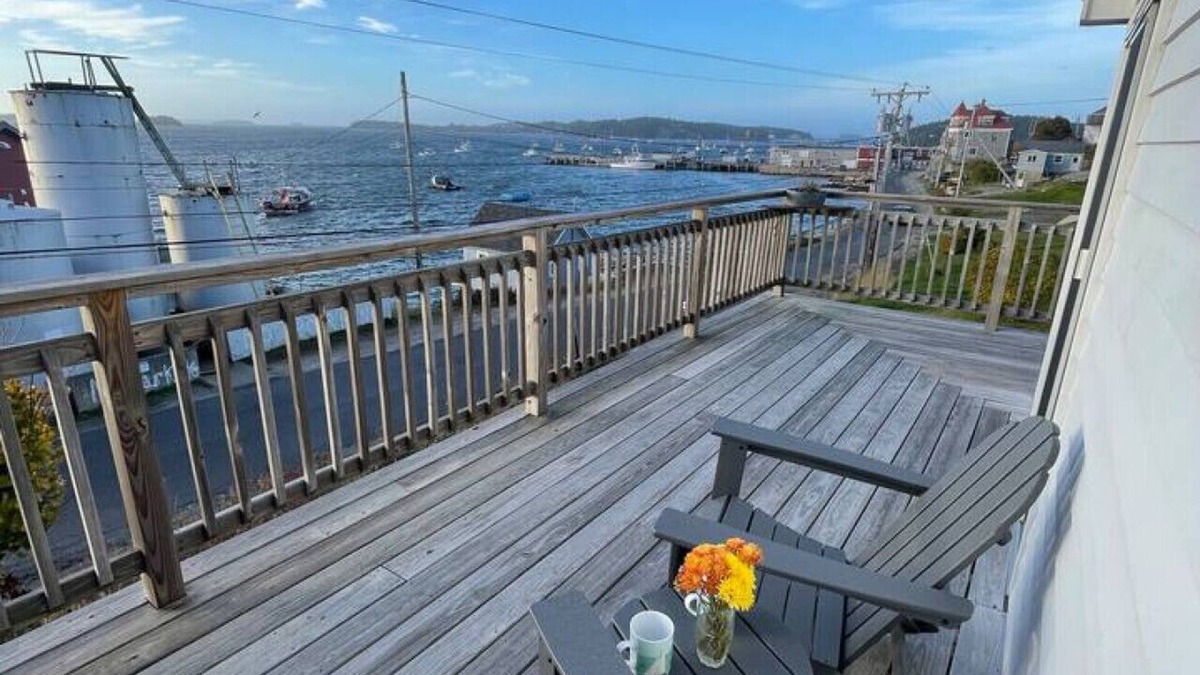 Stonington Apartment | Bayview House 1br 2ba Stunning Harbor Views