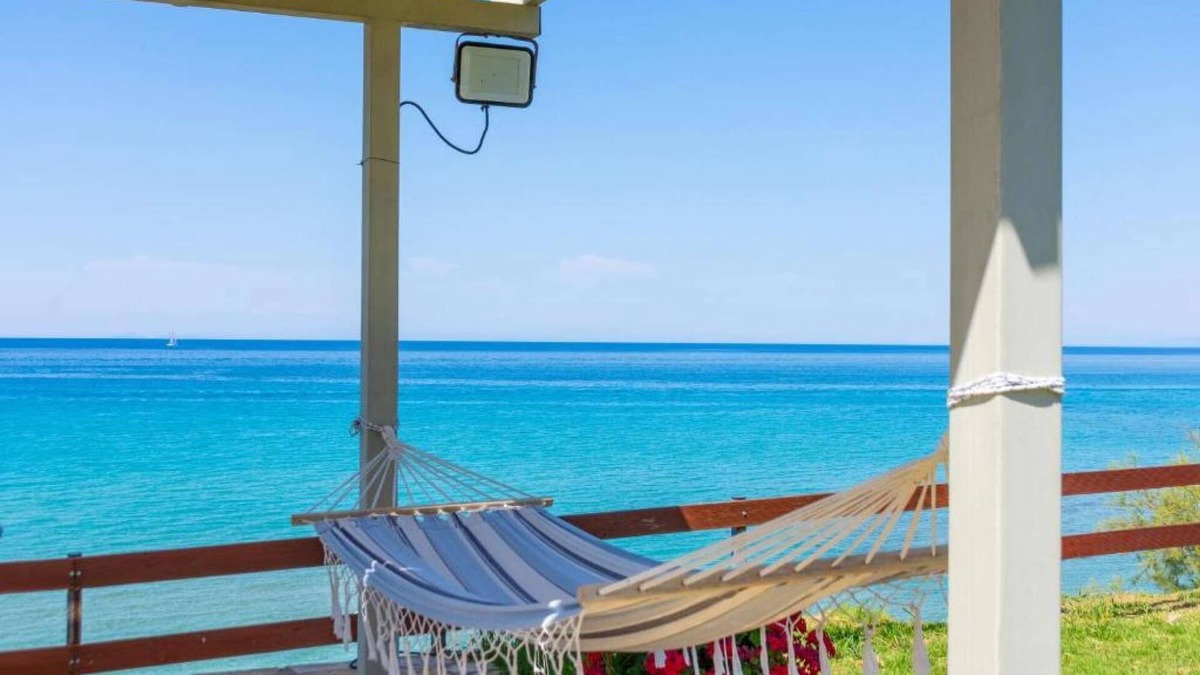Amoudi Apartment | Baywatch apartment double 104