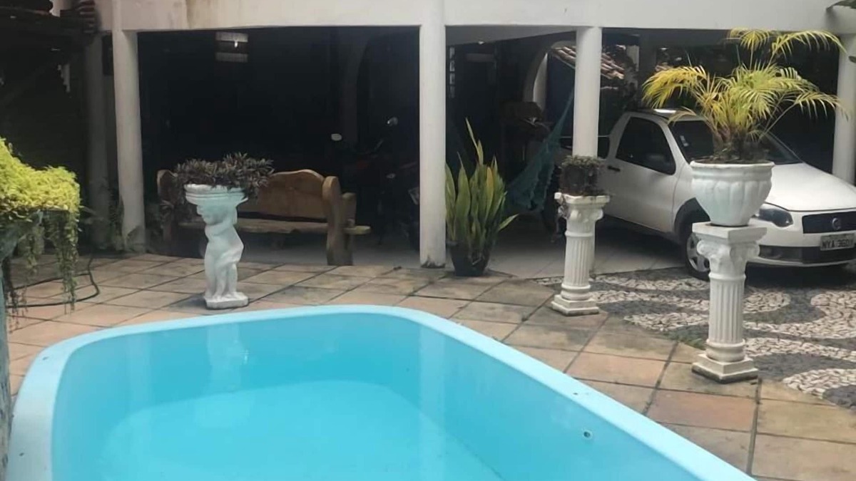 Historic Center House | Beautiful Beach House in the Center