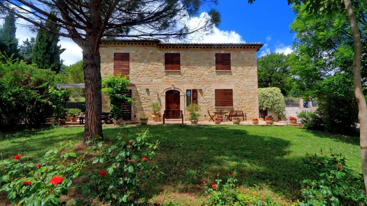 San Severino Marche House | Be delighted by the view from the swimming pool! A well restored house with garden, comforts.and l