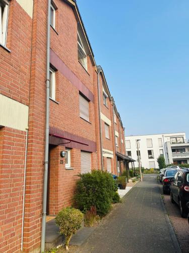 Rhein-Erft-Kreis District Apartment | Be like your home! Familienhaus mit Garten & Netflix, Phantasialand nah