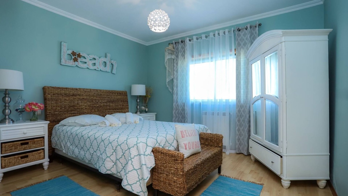 Buarcos Apartment | Beach & Barbecue by Rent4All