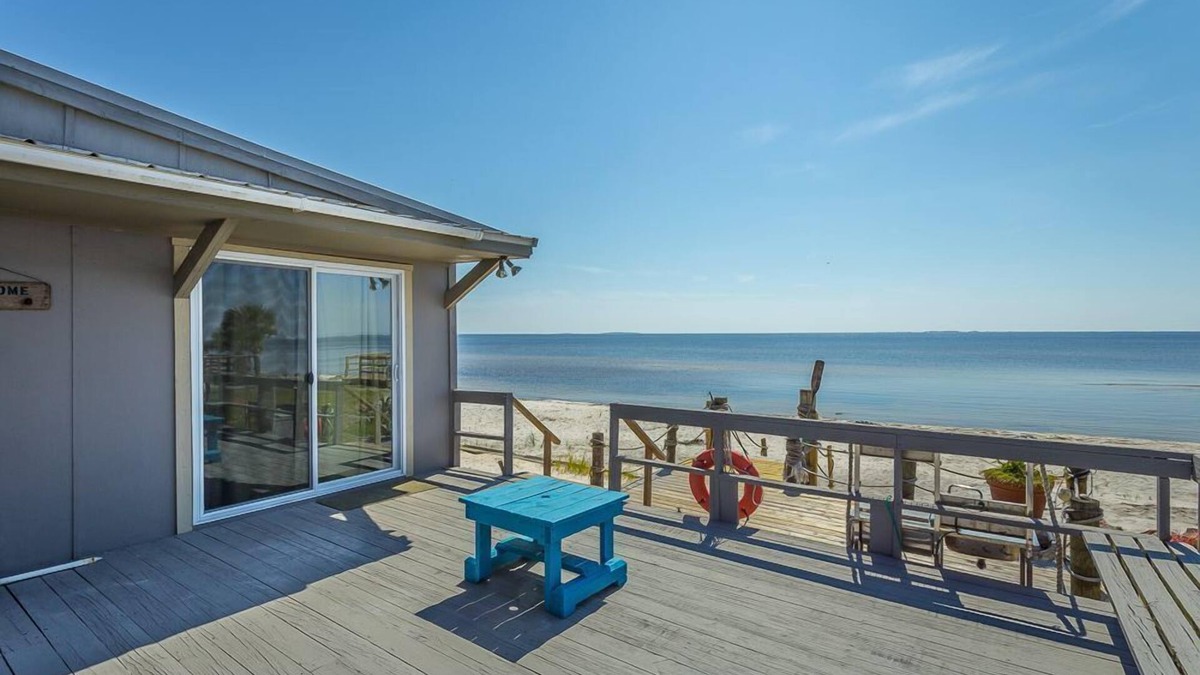 Carrabelle House | Beach Barrack 4BR/2BA