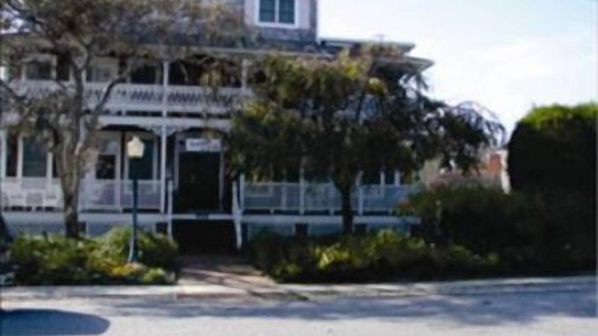 Cape May Point Condo | Beach block! Take your morning coffee up to the beach and enjoy the early morning sea breeze.
