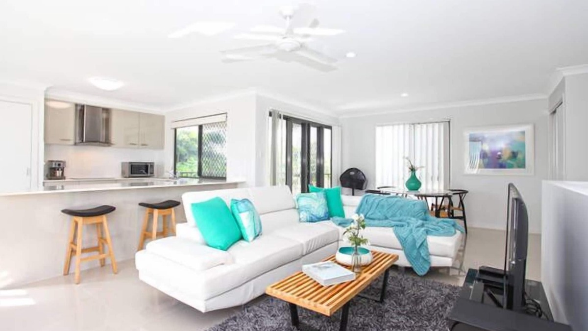 East Mackay House | Beach Breeze Holiday Home