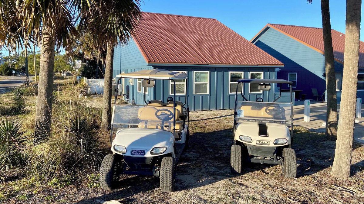 East End Cottage | Beach Bum Cottages - Sleeps up to 20 - Steps to Gulf Beach Access, Onsite Pool
