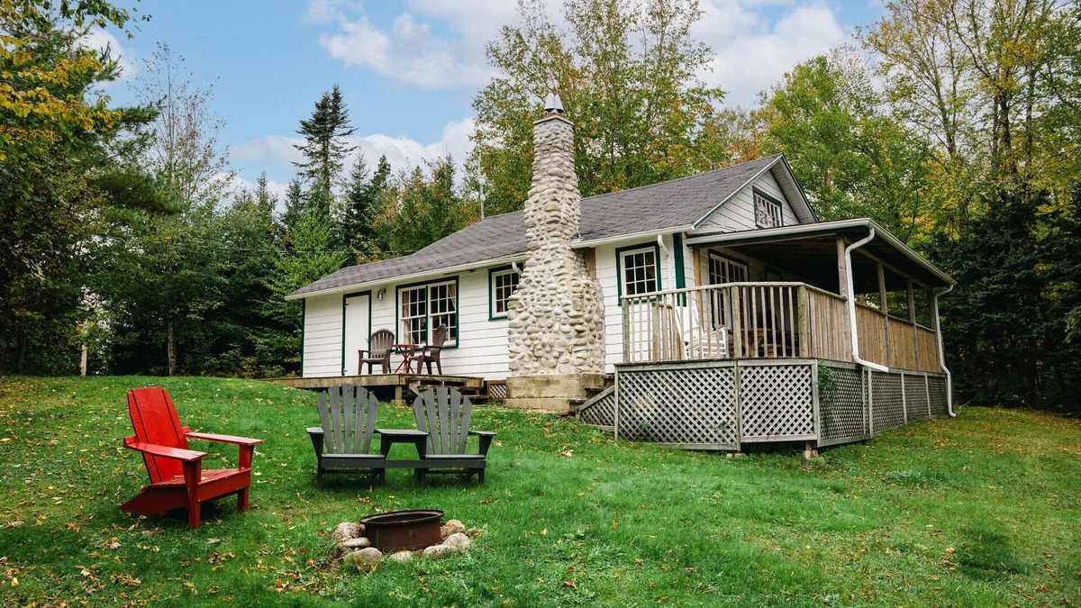 Hubbards Cabin | Beach Cottage - Spruce Grove - Hubbards Beach