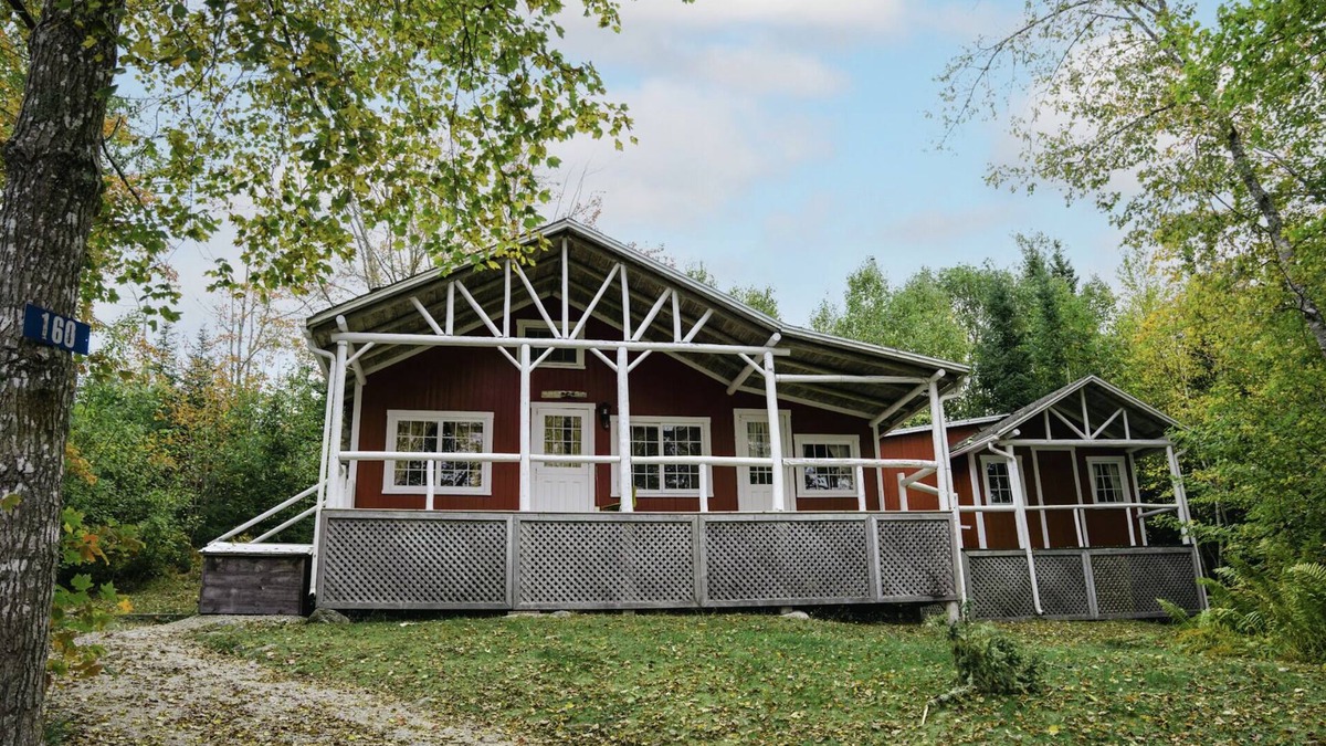 Hubbards Cabin | Beach Cottage - White Birches - Hubbards Beach