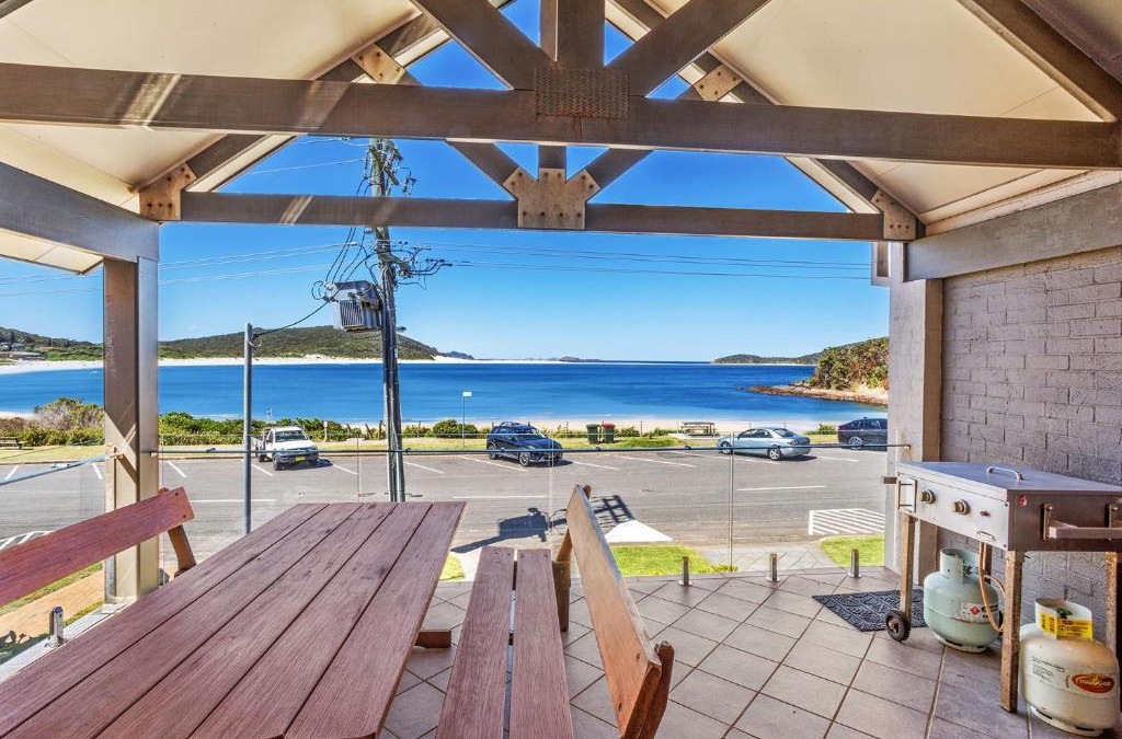 Fingal Bay House | Beach Duplex 72 Marine Dr - Fingal Bay