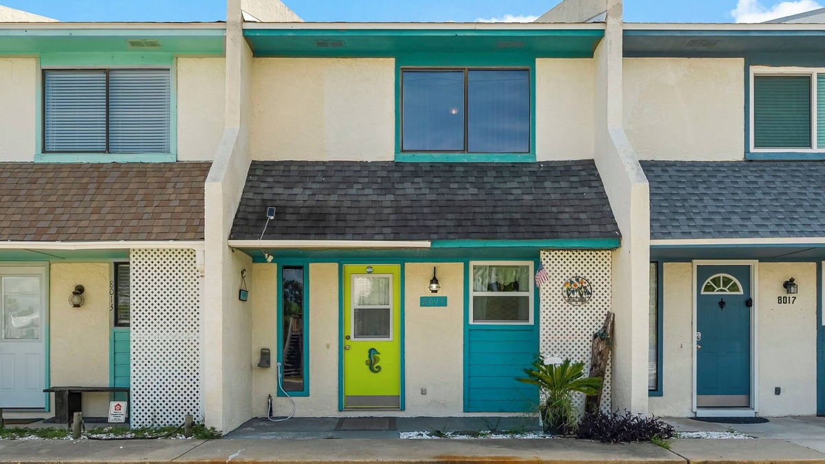 Silver Sands Condo | Beach Escape 8015-Sleeps 7
