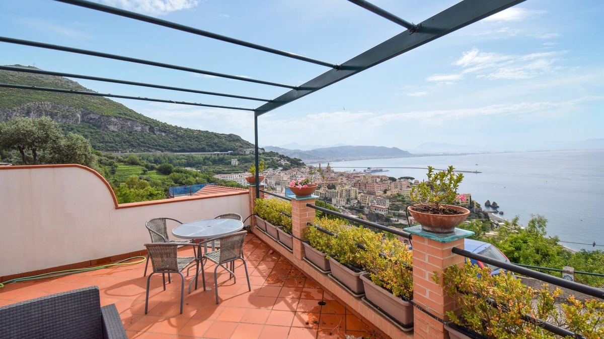 Raito Apartment | Beach front apartment
