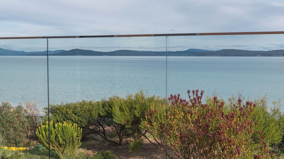 Connellys Marsh House | Beach Front Beach House Retreat