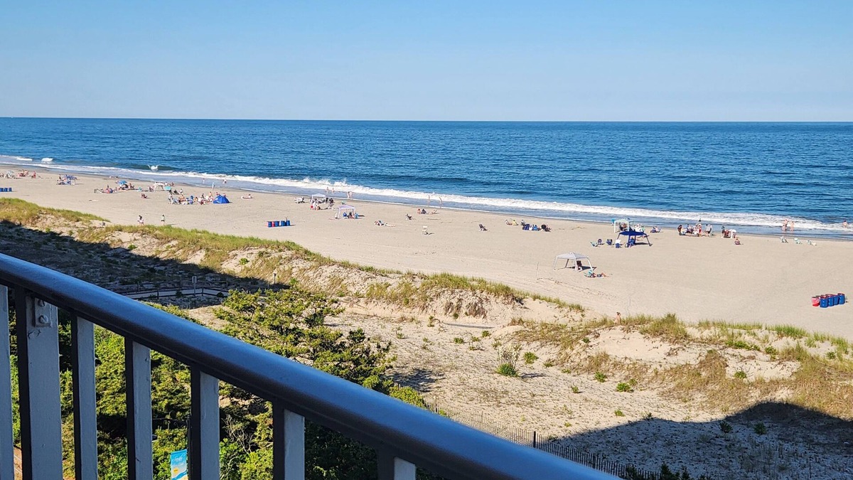 Sea Isle City Condo | Beach front condo with ocean front balcony, swimming pool, tennis, pickle ball