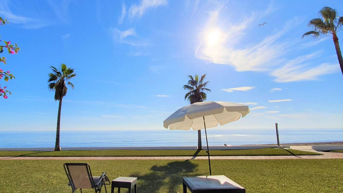 Sitio de Calahonda House | Beach Front house - Full Sea view - Dona Lola Beach Resort - Marbella - Mijas