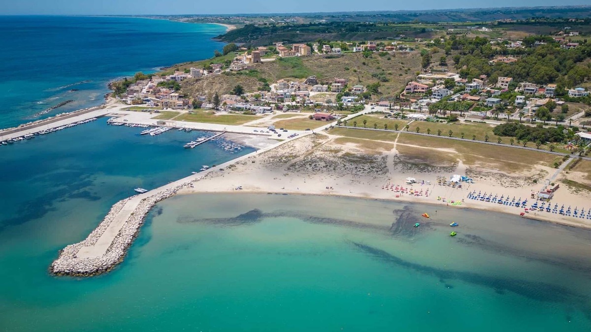 Porto Palo Villa | Beach front house Menfi Portopalo
