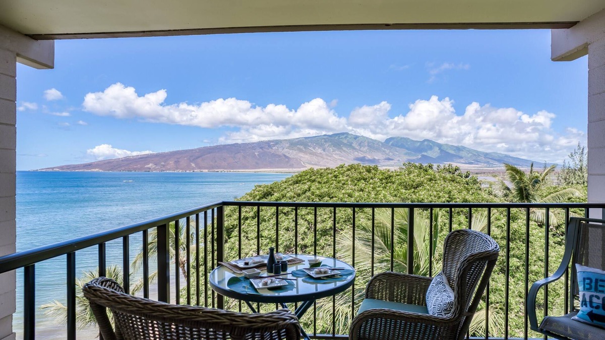 Kihei Condo | Beach Front Ocean View Penthouse Kealia Resort Condo - Sugar Beach