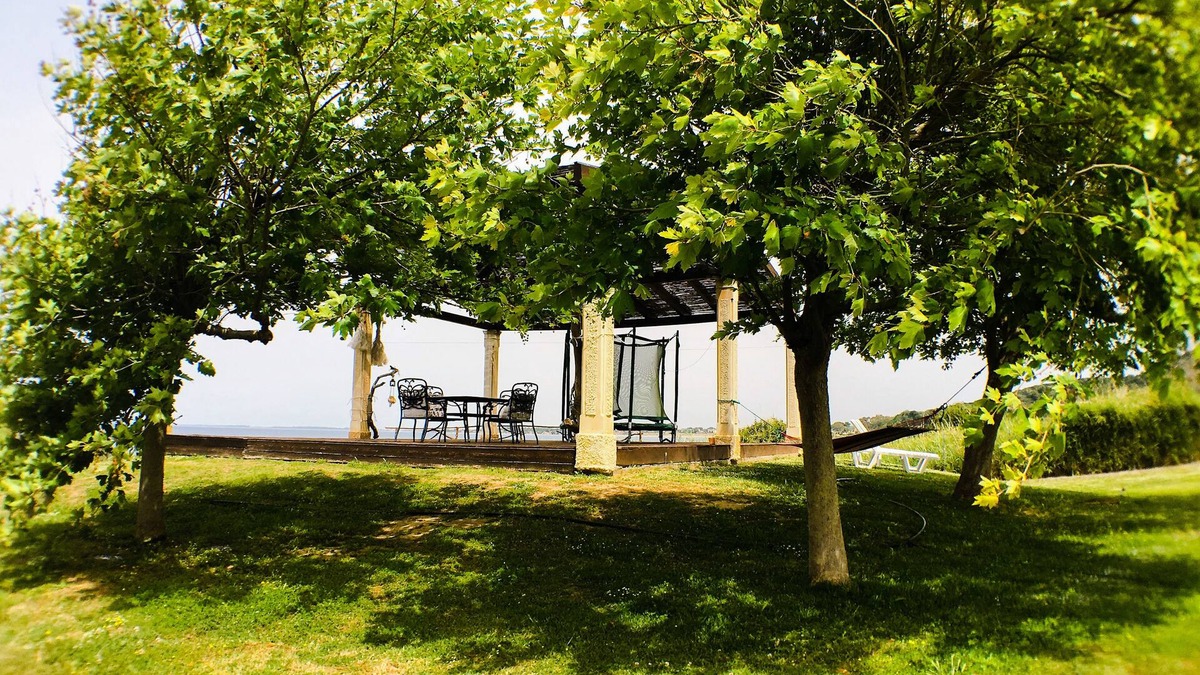 Pyrgos Apartment | Beach front one beroom apartment