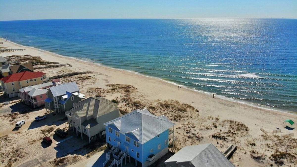 Morgantown House | Beach front w/Pools/Tennis/Pickleball