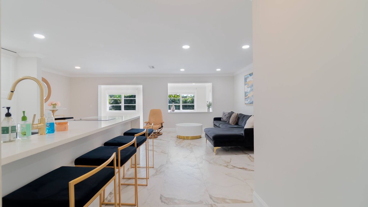 North Palm Beach House | Beach Getaway