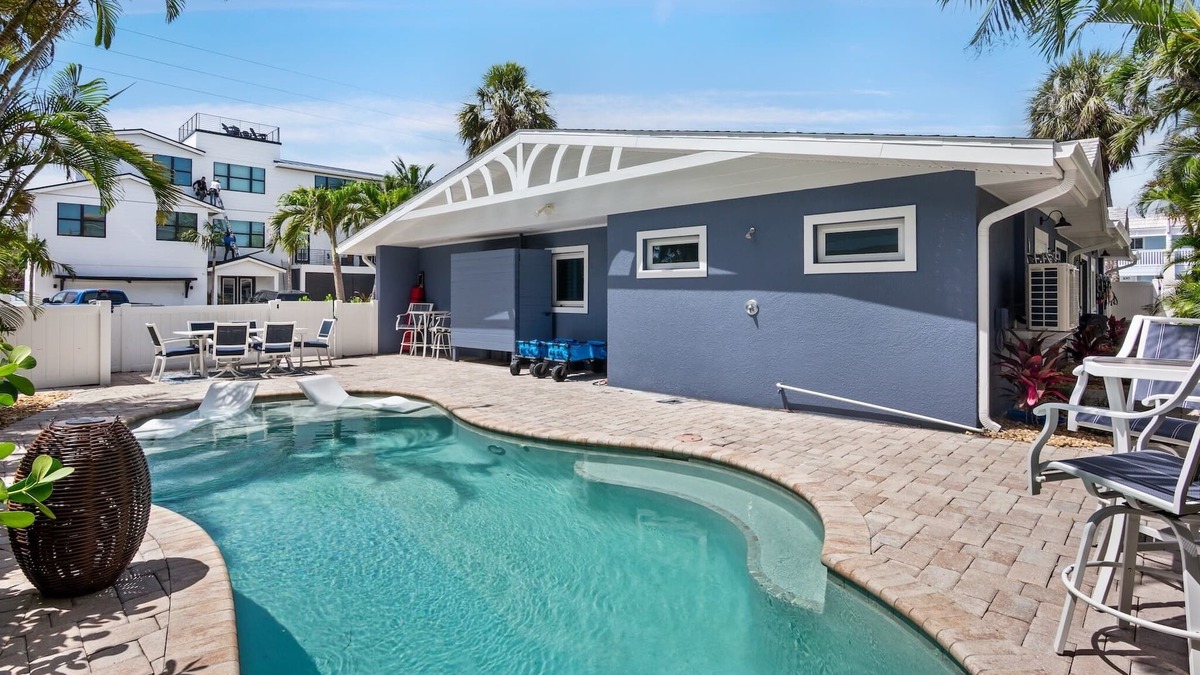 Holmes Beach House | Beach Home with Pool and Gas Grill! 2 Minute walk to Beach! - Tiki Sunrise