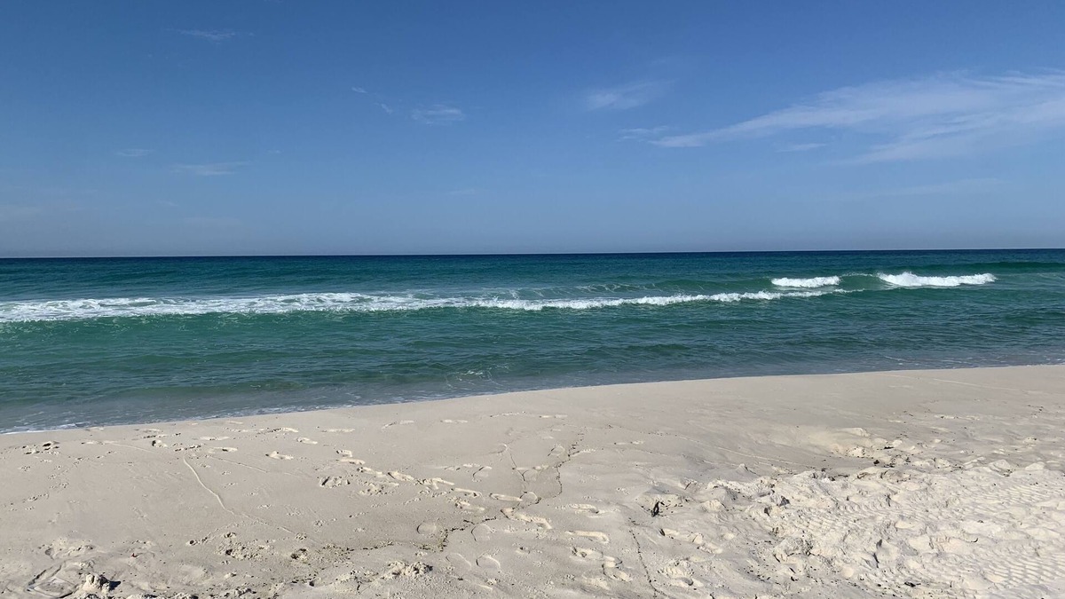 Kiska Beach House | Beach House one block from the ocean. West end of panama city beach.