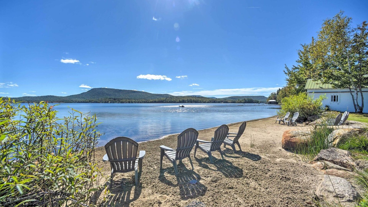 Speculator Cabin | Beach & Kayaks: Waterfront Cabin on Lake Pleasant!