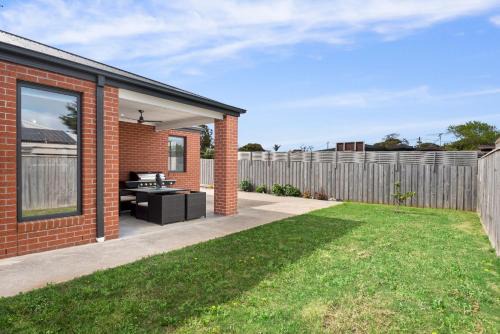 Indented Head House | Beach Life