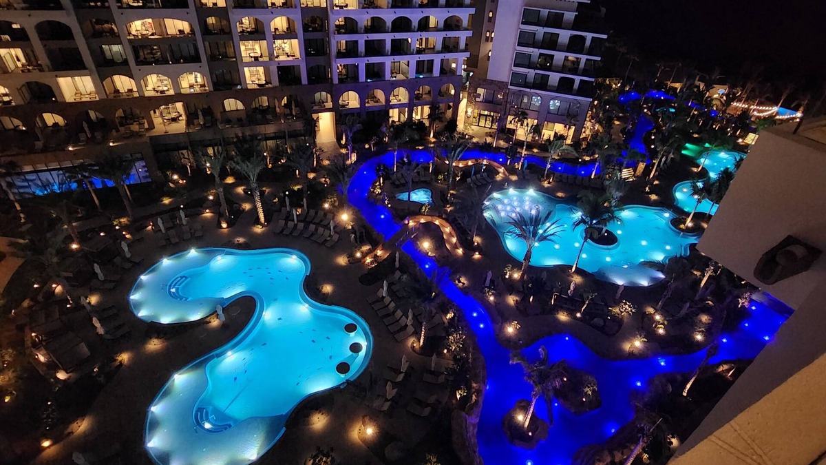 San Jose del Cabo Resort | BEACH PARADISE Villa La Valencia Resort your home away from homenSwimmable Beach