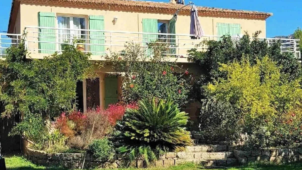 Olmeto Apartment | Beach Tenutella at 50m4 or 6 pers 2 bedrooms A/C/terrace/WiFi/garden