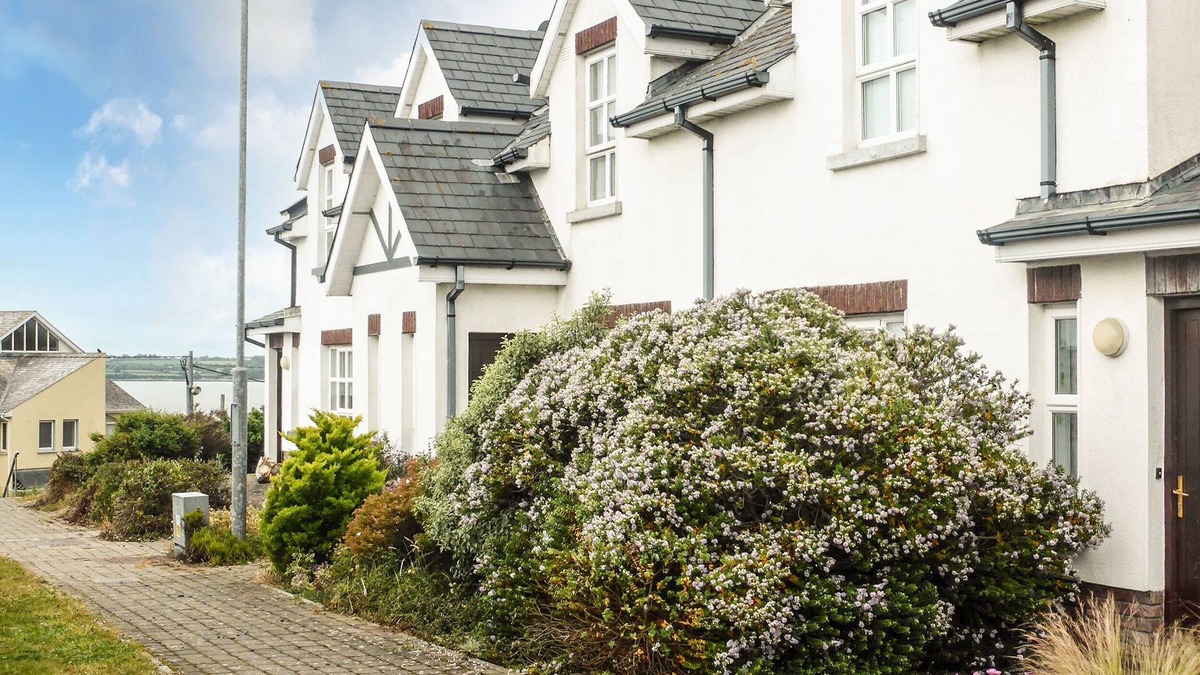 Duncannon House | BEACH VIEW, family friendly in Ramsgrange, County Wexford