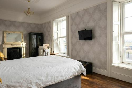 Tramore House | Beach Views Elegant & Modernised 5BD Period Home