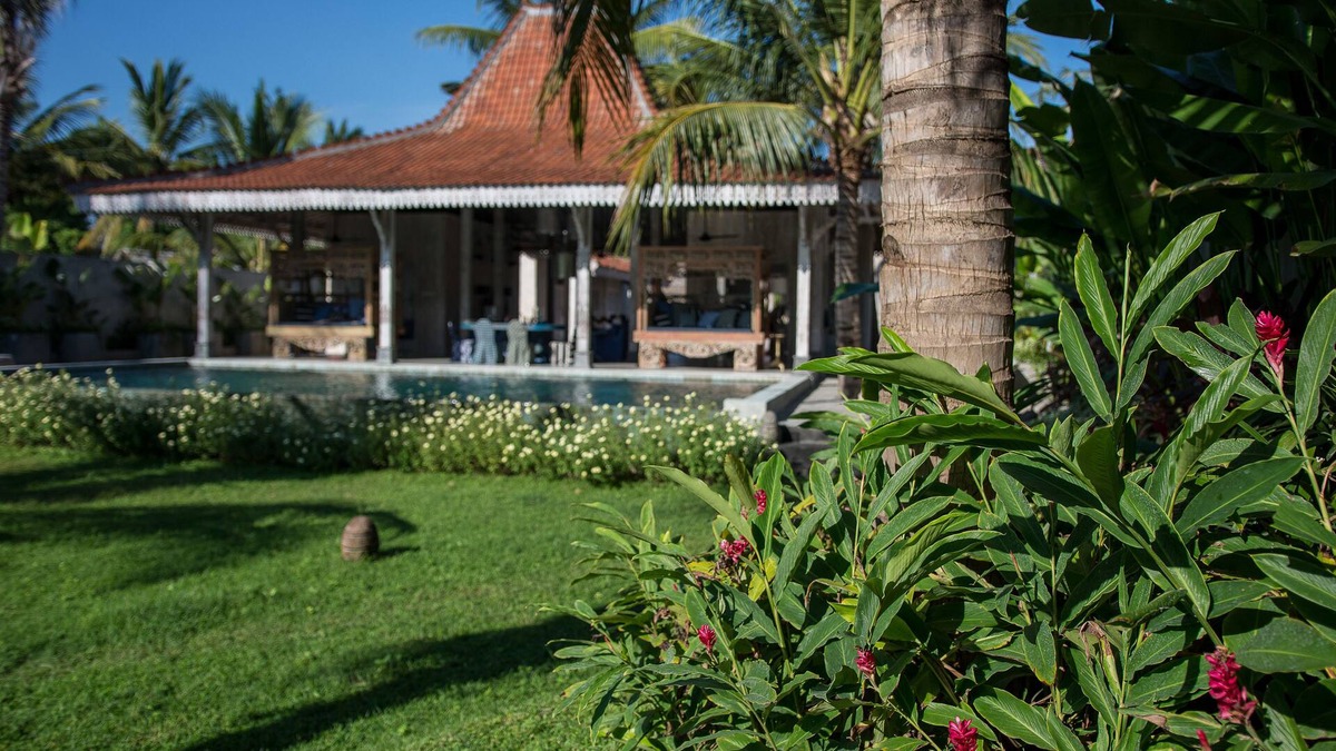 Sigar Penjalin Villa | Beach Villas Lombok