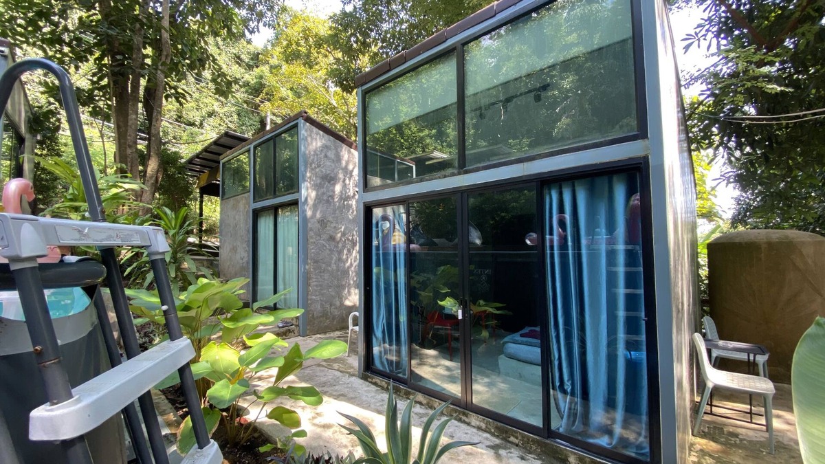 Khong Koi Beach Hotel | BeachBox KohChang