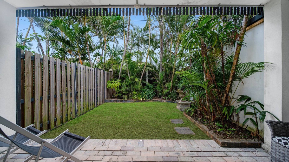 Peregian Beach Apartment | Beachcomber Peregian Beach