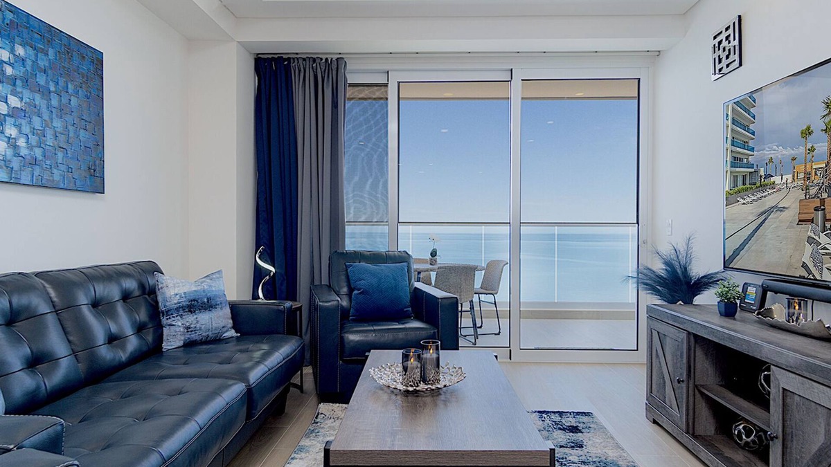 Ferrocarrilera Condo | Beachfront 1-bedroom luxury condo at Encantame Towers by the Sea of Cortez.