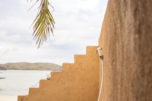 Gerupuk Villa | Beachfront 1-Bedroom Mini Villa