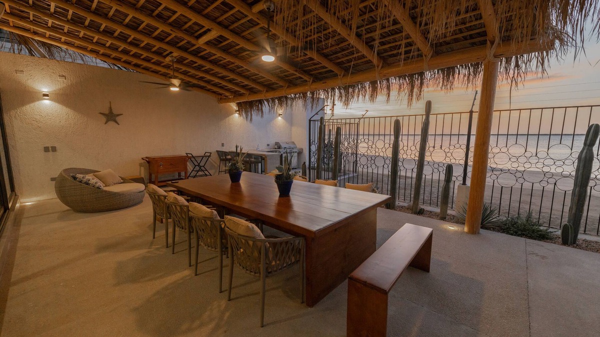 La Paz House | Beachfront 4BR Home with heated pool