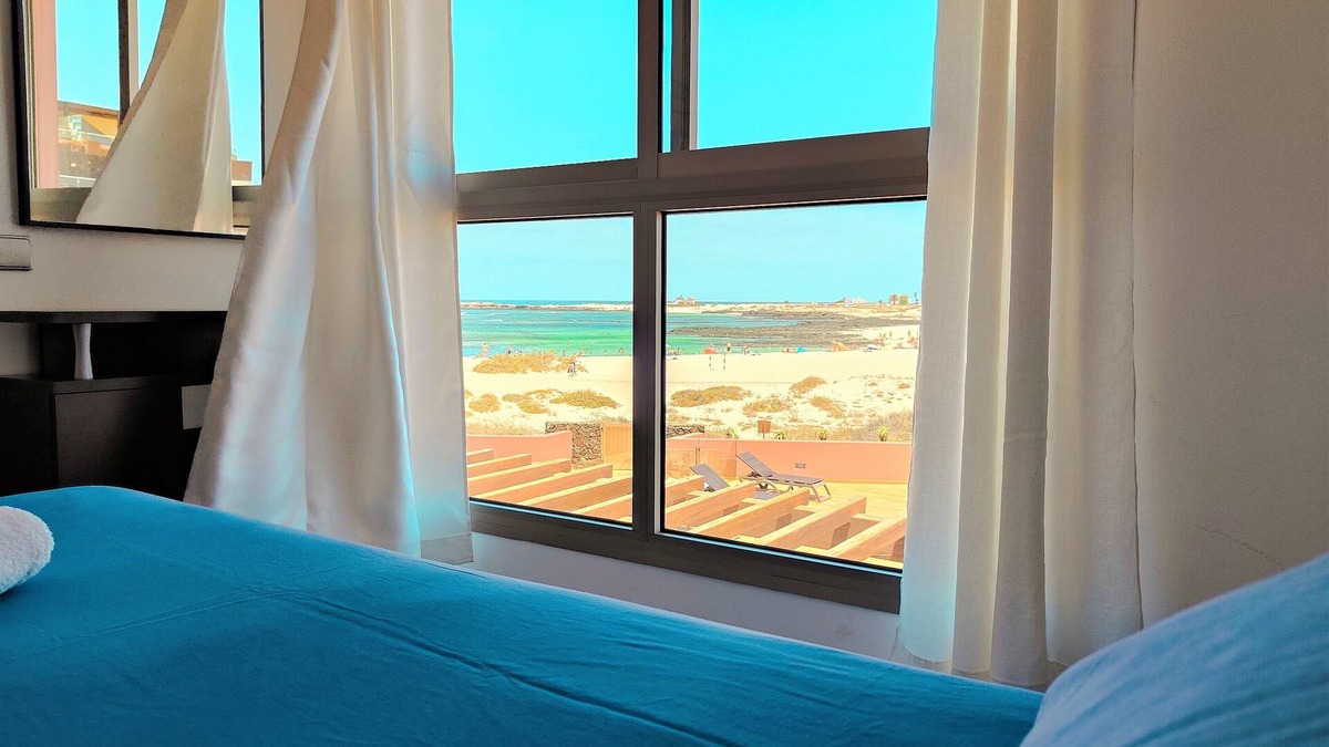 El Cotillo Apartment | Beachfront and fabulous sea view. Sun Beach and Relax.