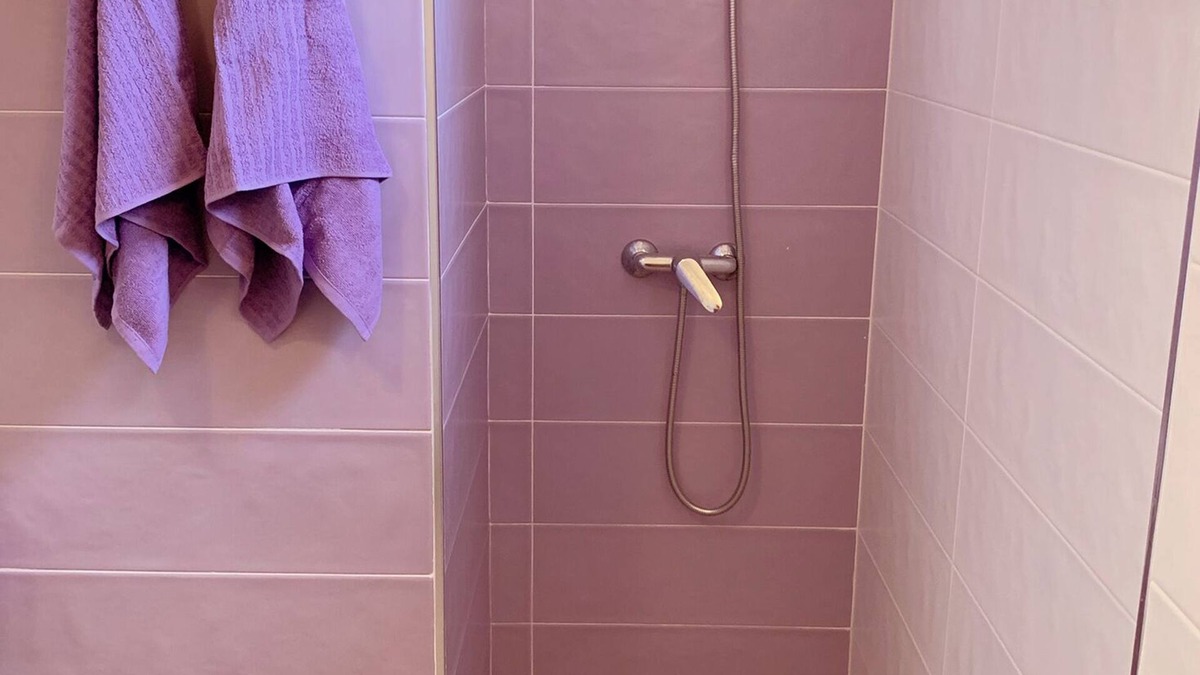 Vista de los Angeles-Rumina Apartment | Beachfront apartment in residential with pool